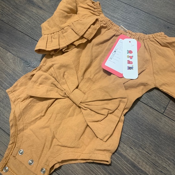 Pat Pat Brown bow onesie - Picture 4 of 5